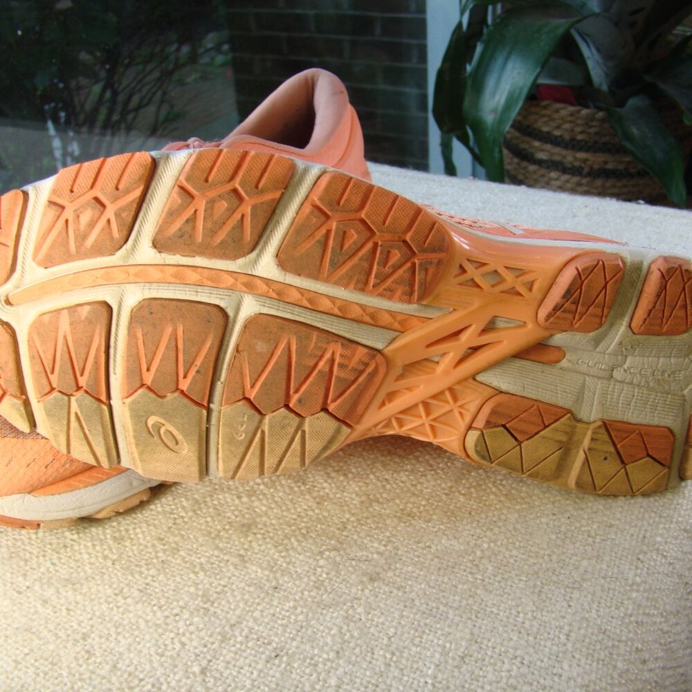 Asics Gel-Kayano 24 Seashell Pink White Running Shoes T799N-1701 Sz 9.5 EU 40 - Picture 3 of 6